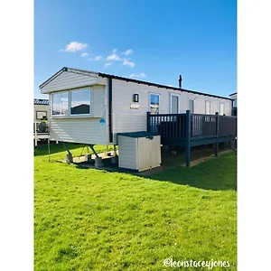 Holiday park Thornwick Bay - Dunlin Dell - 8 Berth Willberby Static Caravan