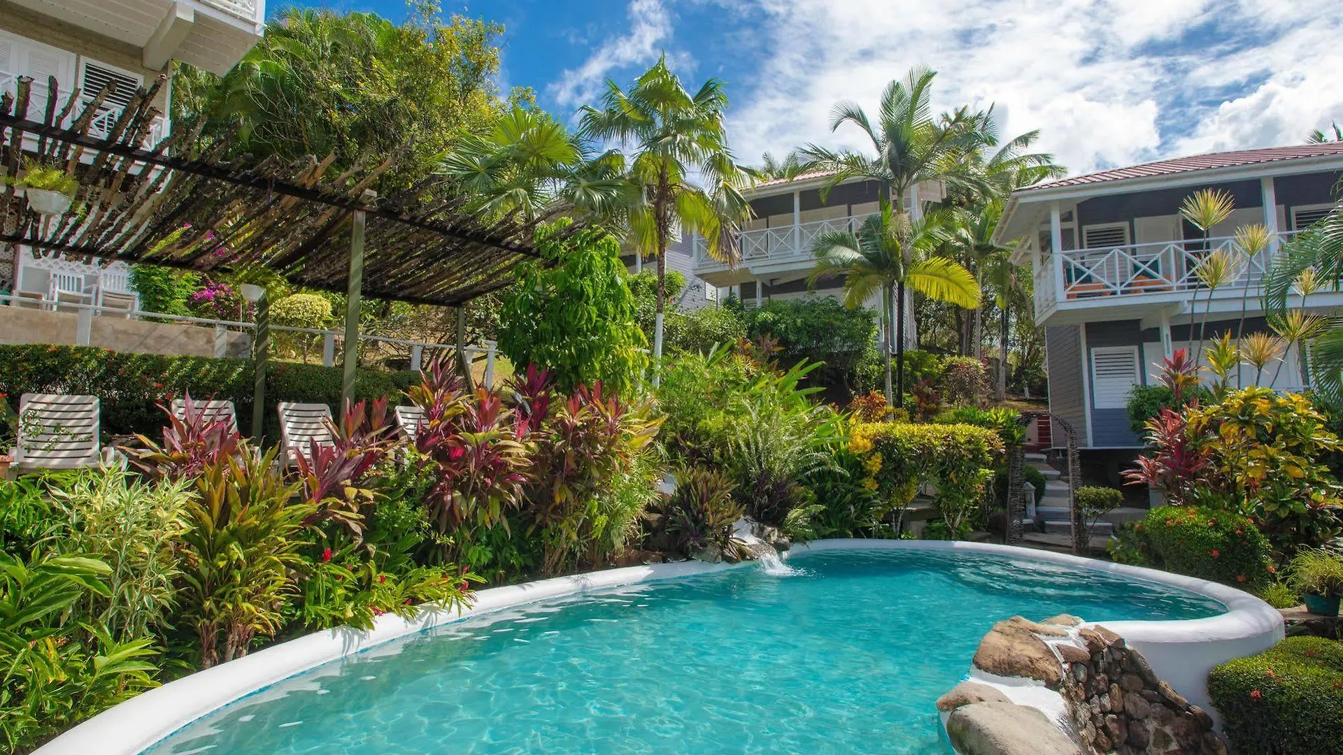 Semesteranläggning (resort) Oasis Marigot Hotell